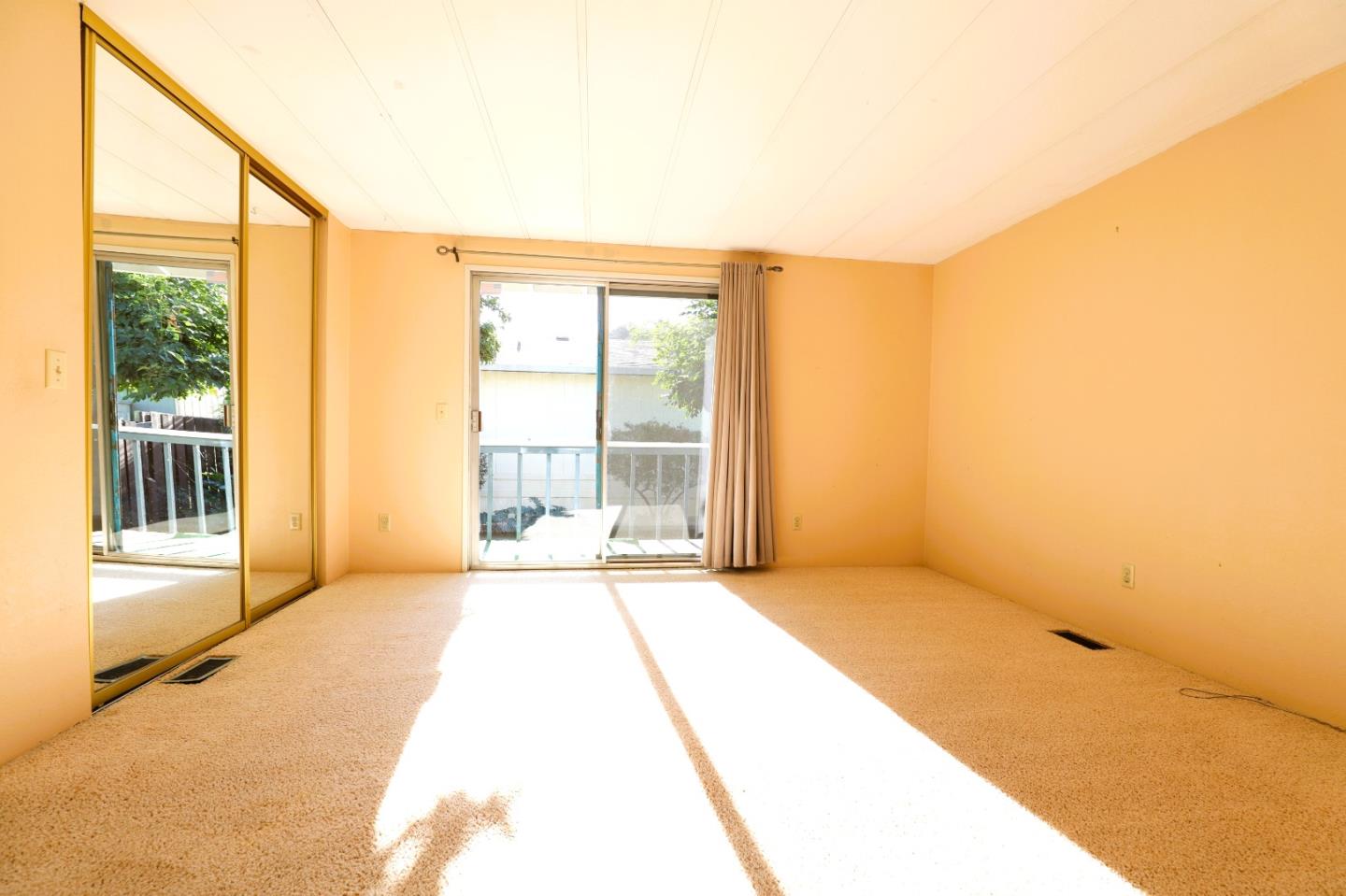 533 Millpond Drive Unit: 533