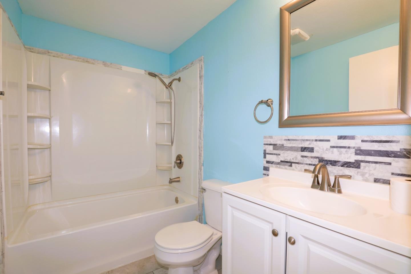 533 Millpond Drive Unit: 533