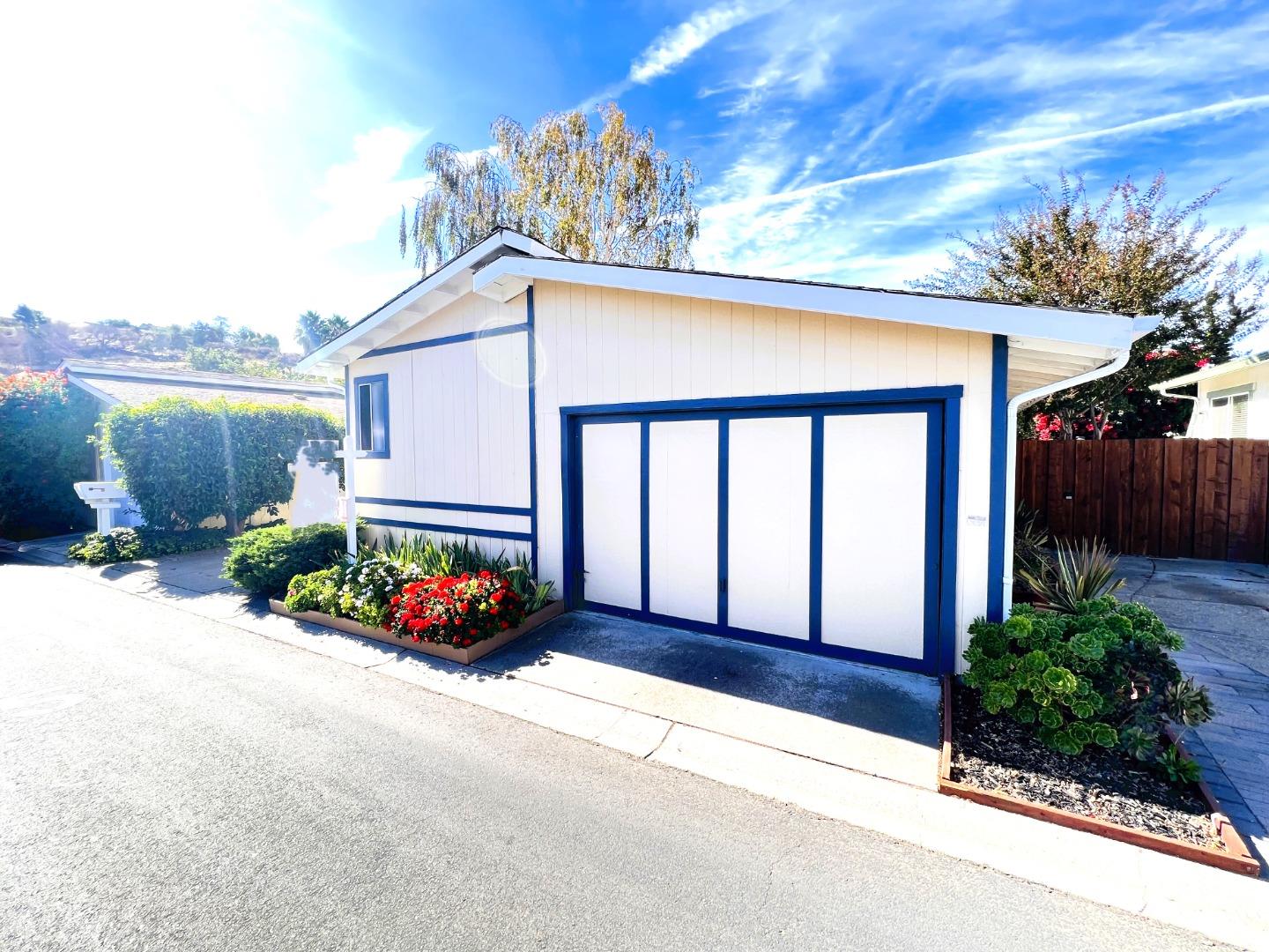 533 Millpond Drive Unit: 533