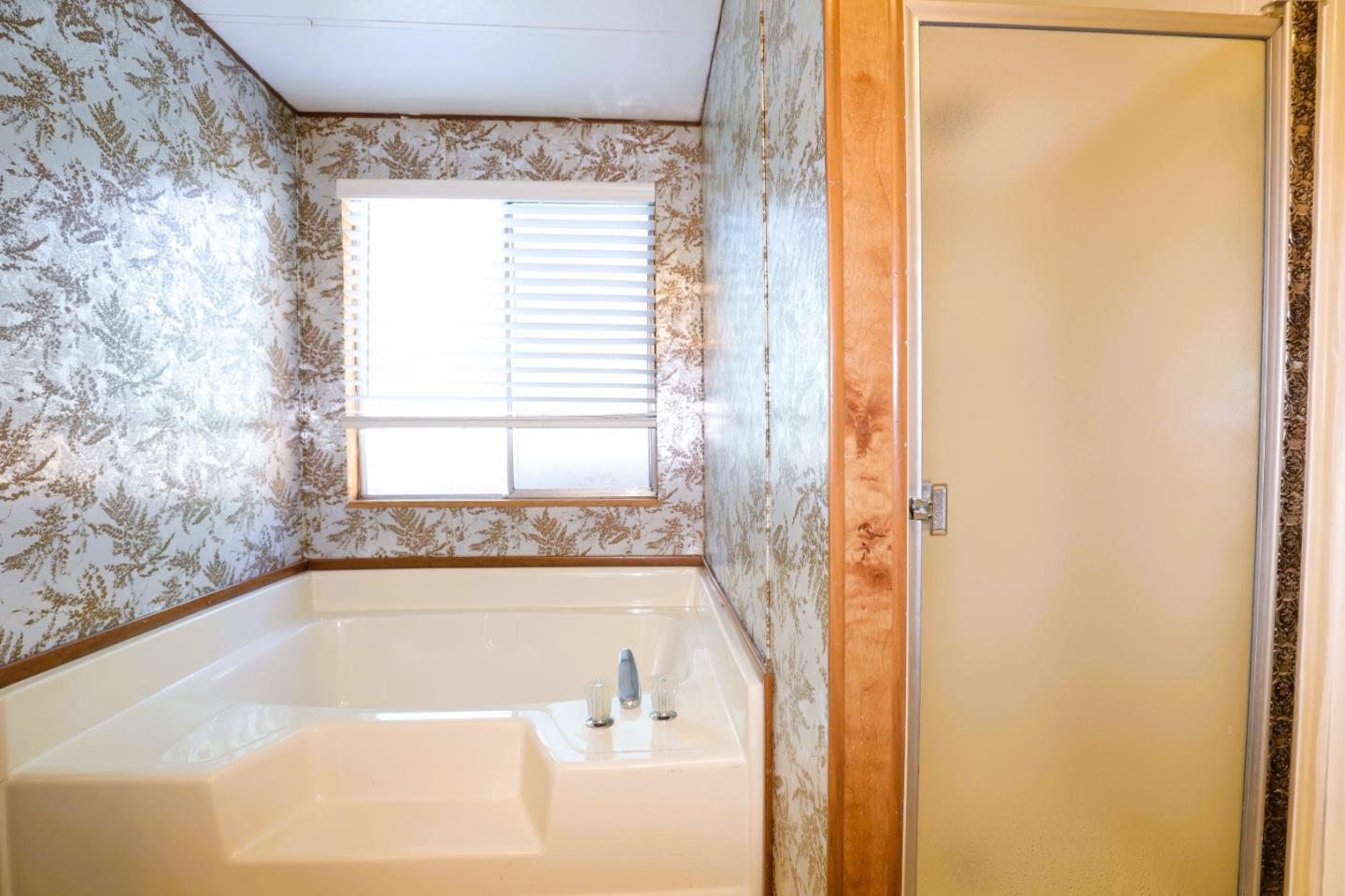 533 Millpond Drive Unit: 533