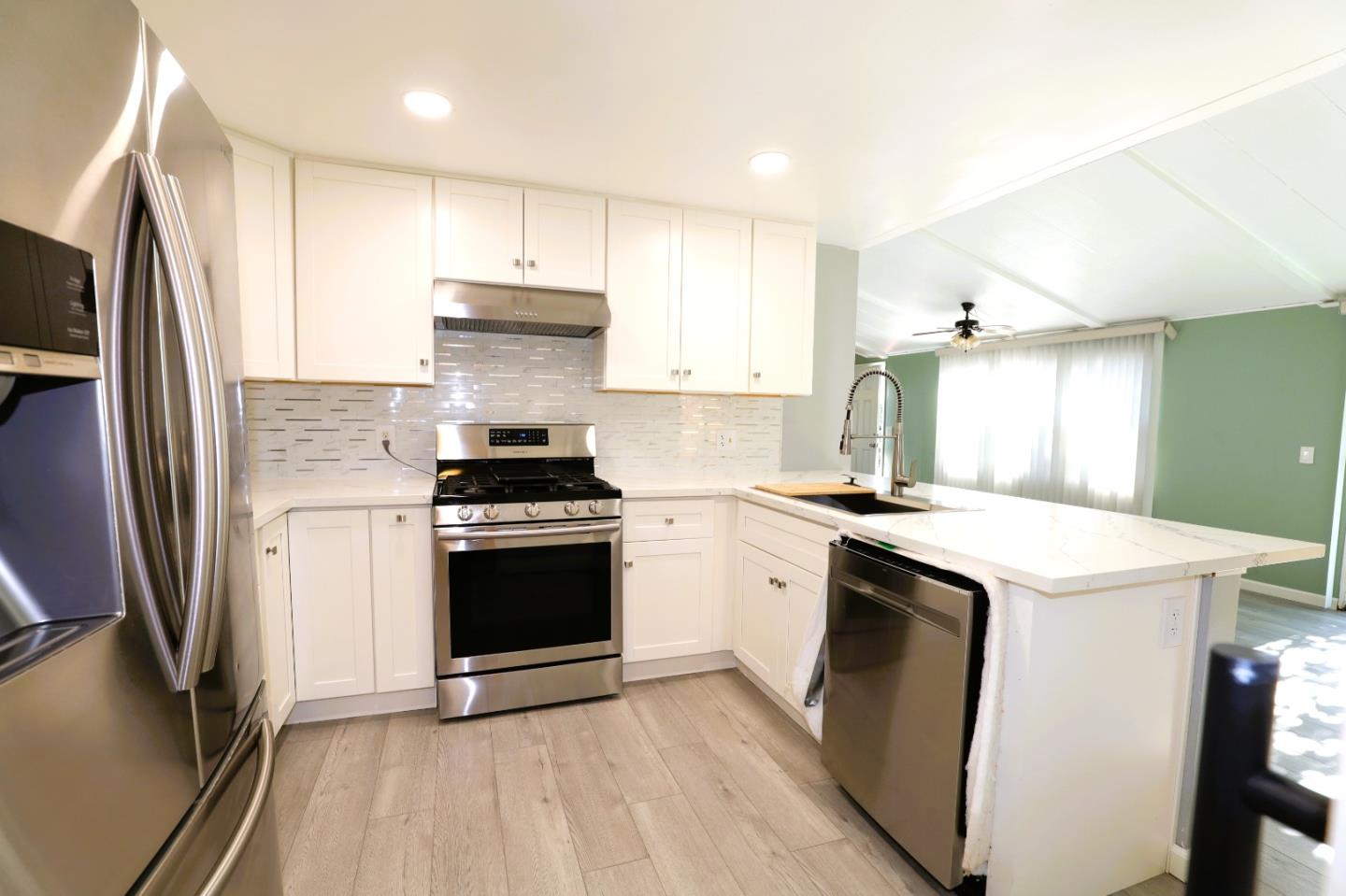 533 Millpond Drive Unit: 533