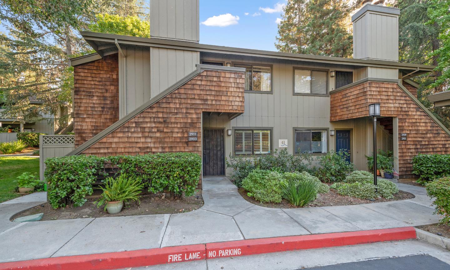 2903 La Terrace Circle