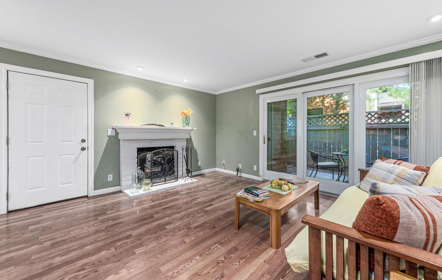 2903 La Terrace Circle