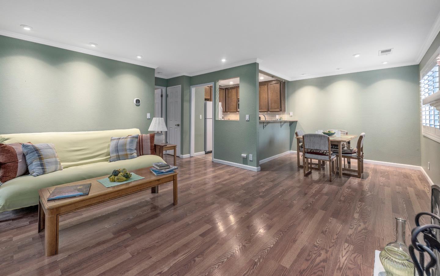 2903 La Terrace Circle