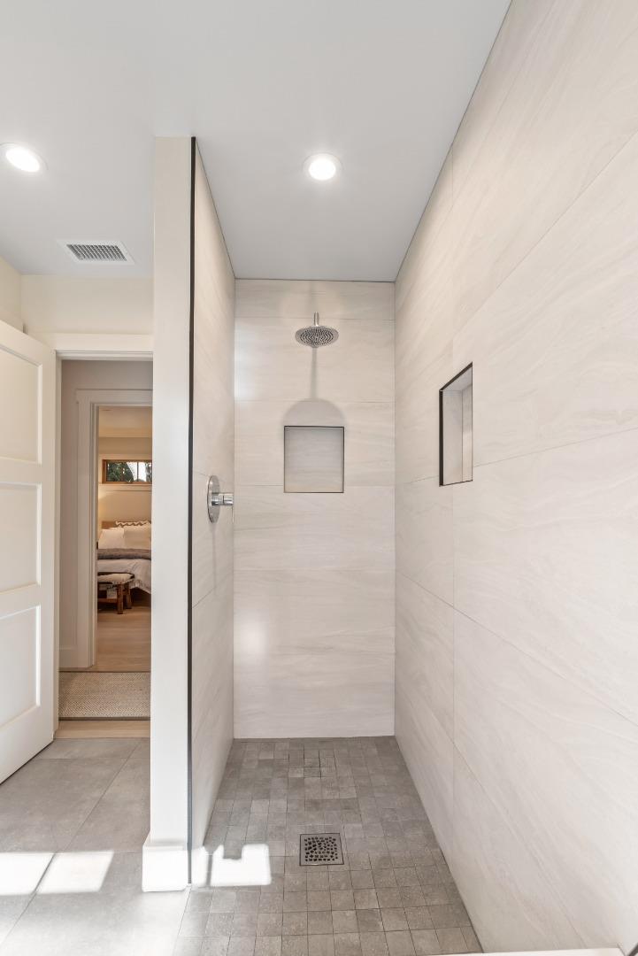 126 Filbert Road