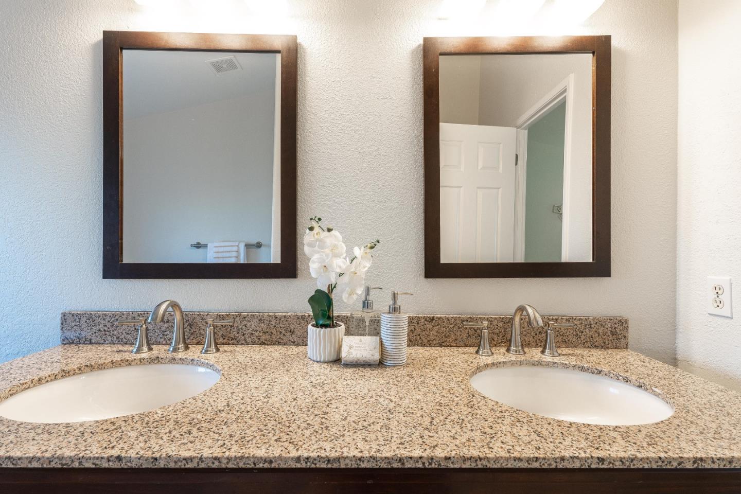 3300 Narvaez Avenue Unit: 181