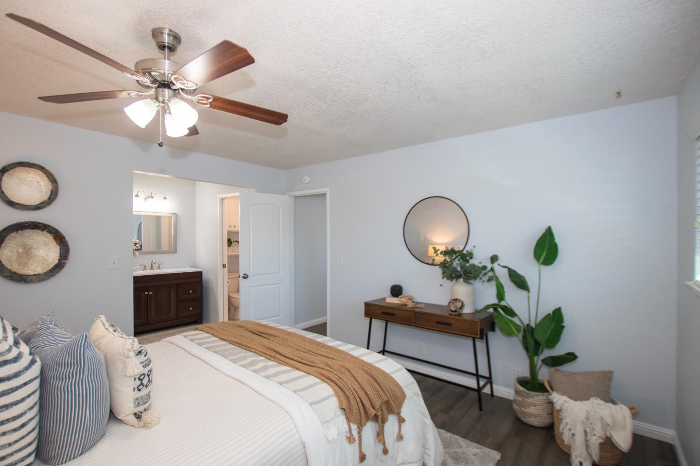 5892 El Zuparko Drive 4