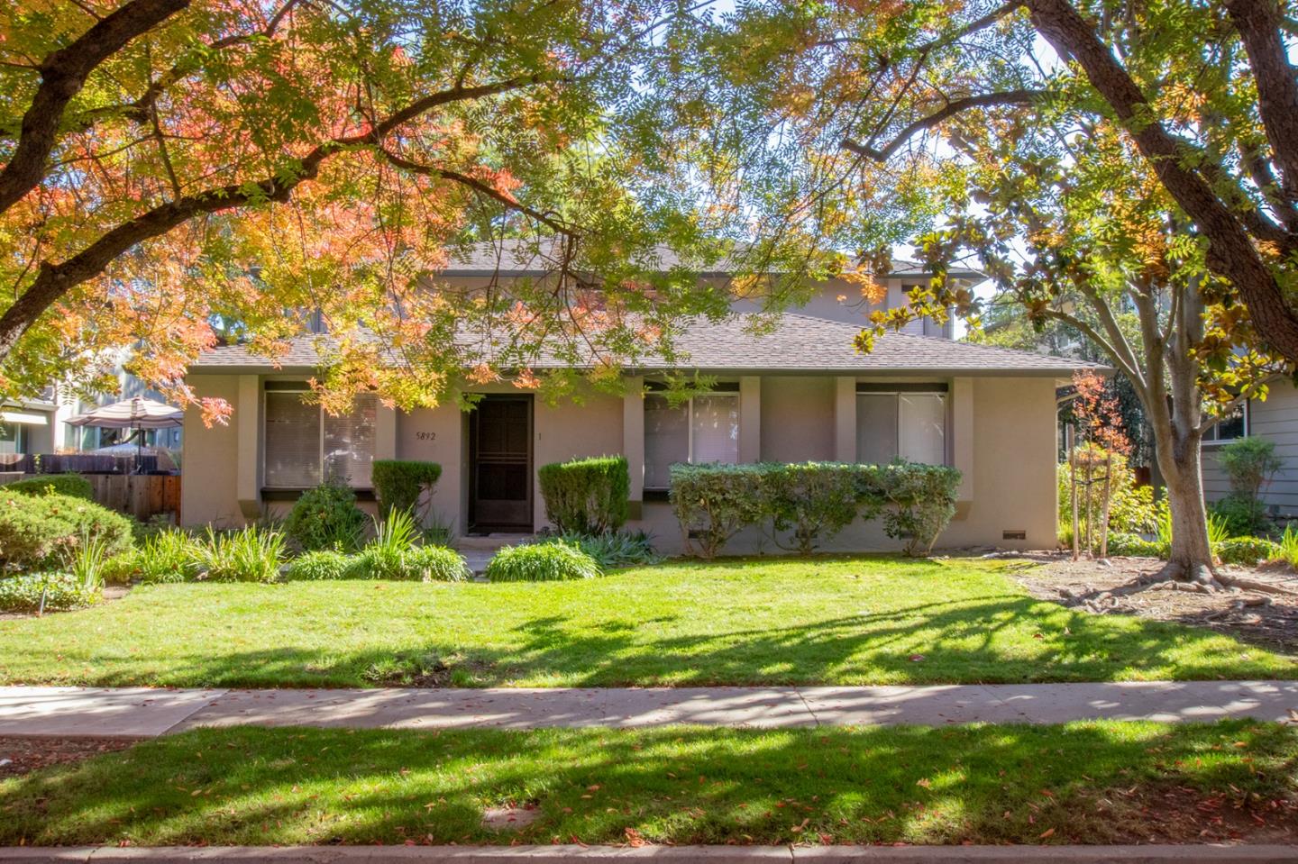 5892 El Zuparko Drive 4