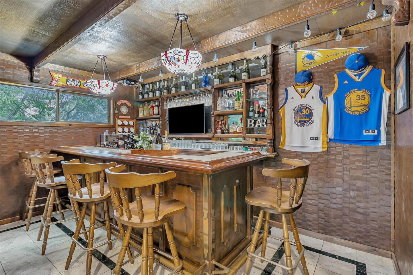 3103 Hillside Drive