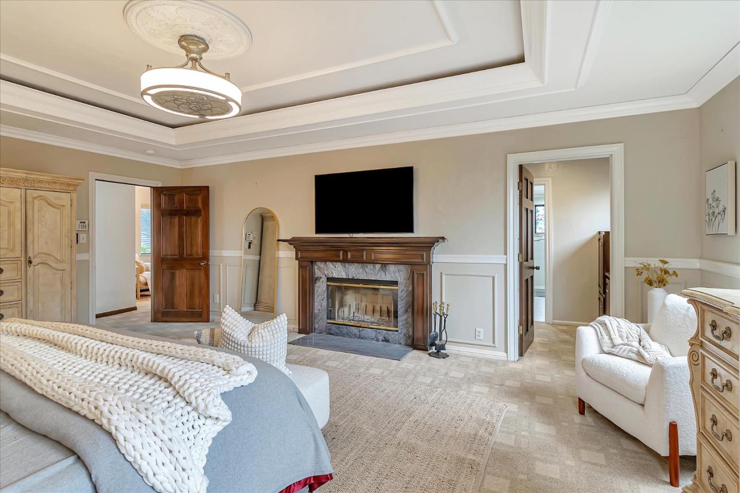 3103 Hillside Drive
