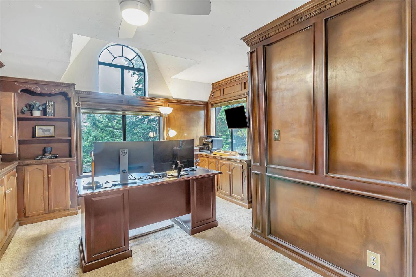 3103 Hillside Drive