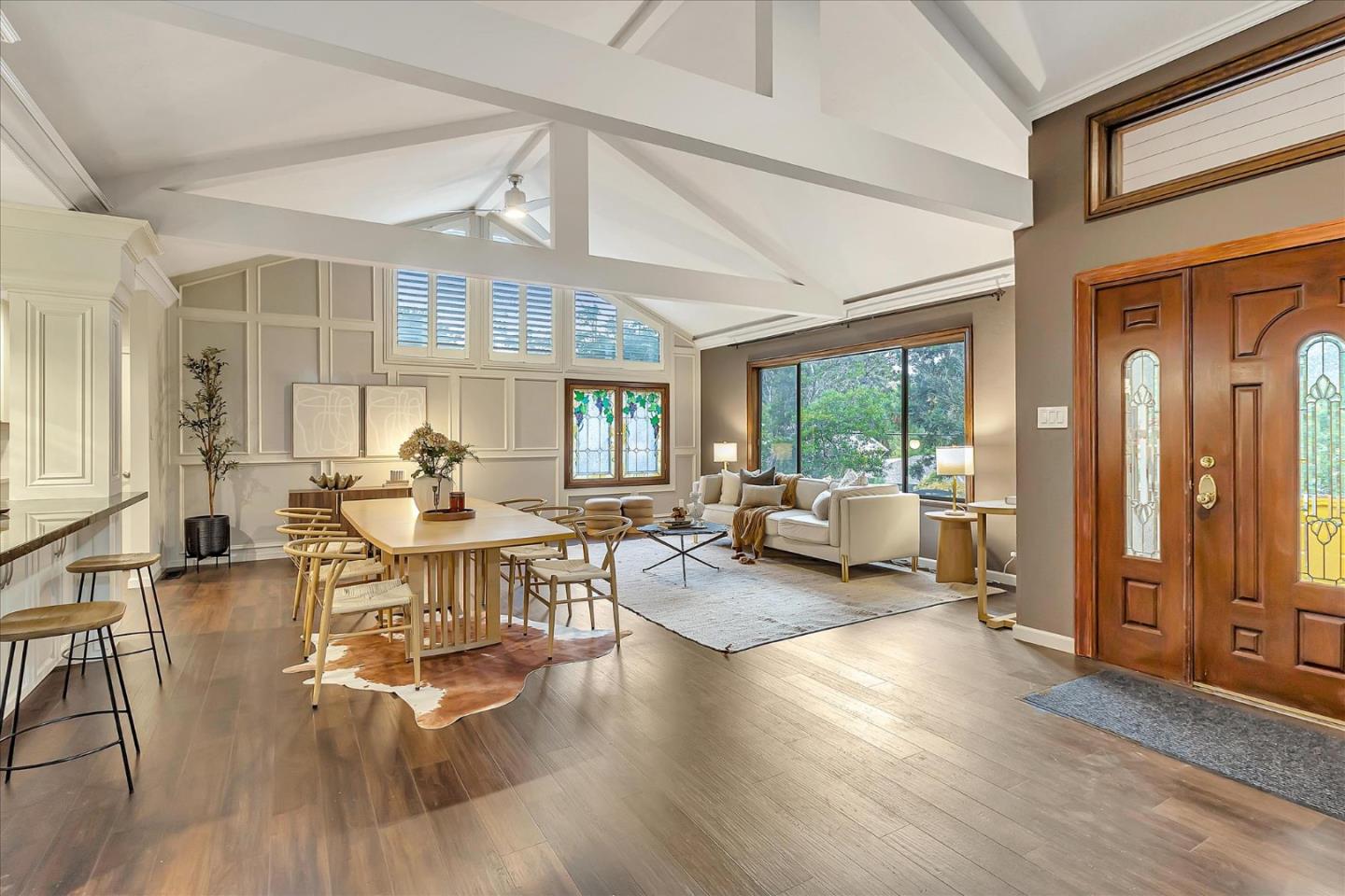 3103 Hillside Drive