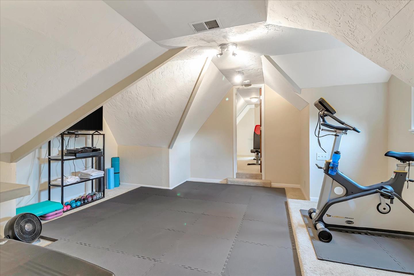 3103 Hillside Drive