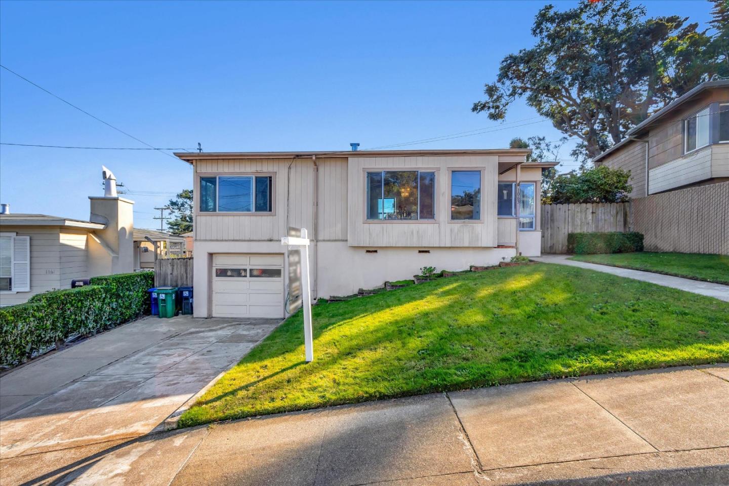 1063 Gilman Drive