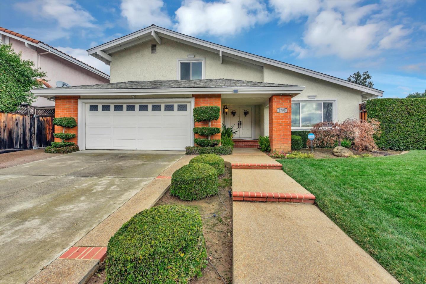 2795 Fourthplain Court
