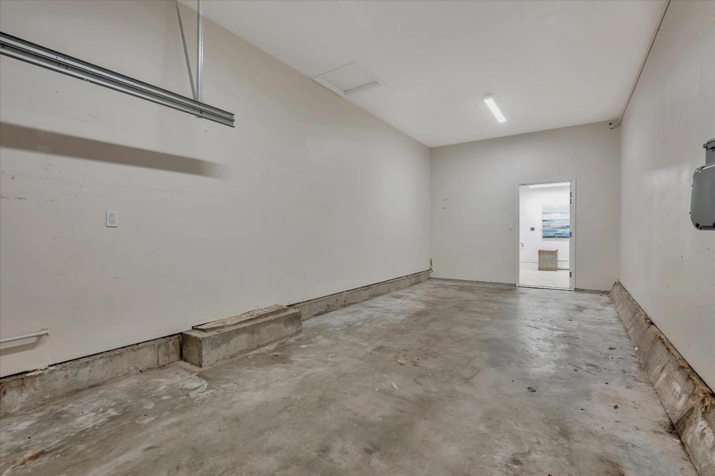 255 Avalon Drive