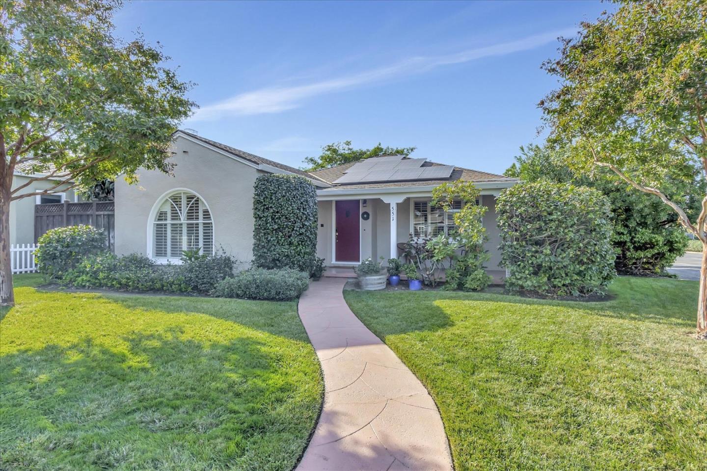 551 Raymond Avenue
