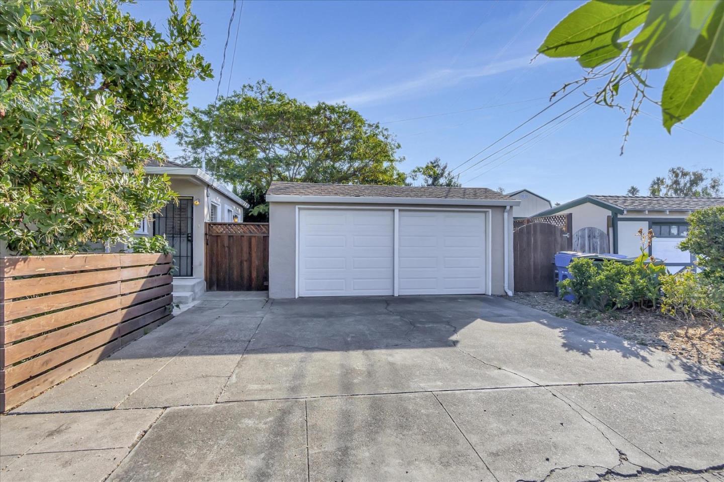 551 Raymond Avenue