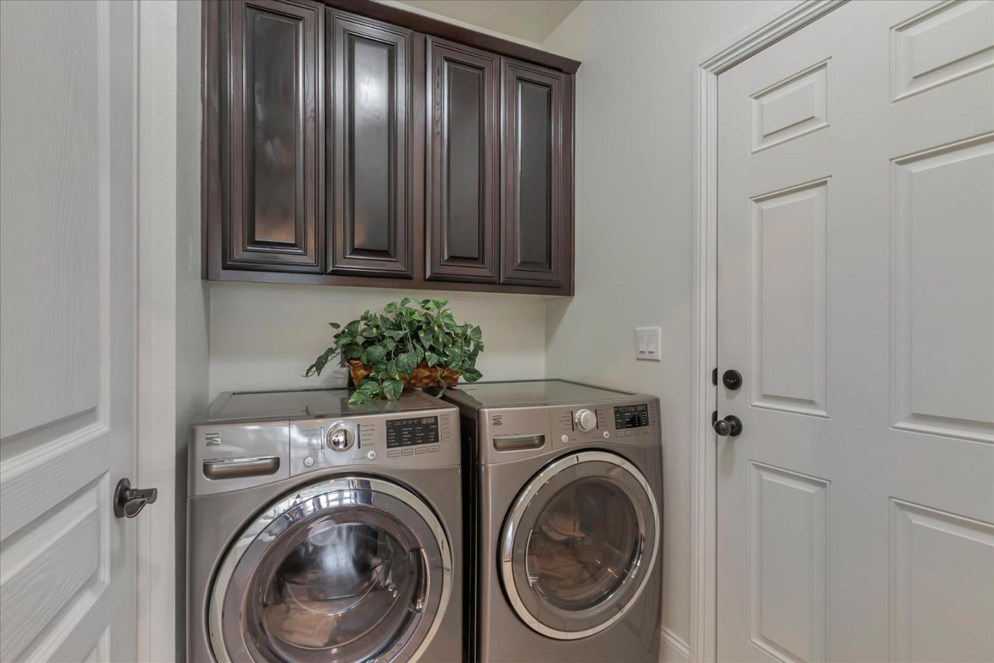 823 Villa Teresa Way Unit: 823