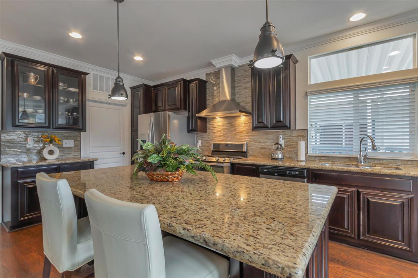 823 Villa Teresa Way Unit: 823