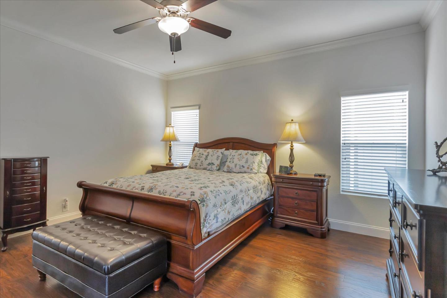 823 Villa Teresa Way Unit: 823