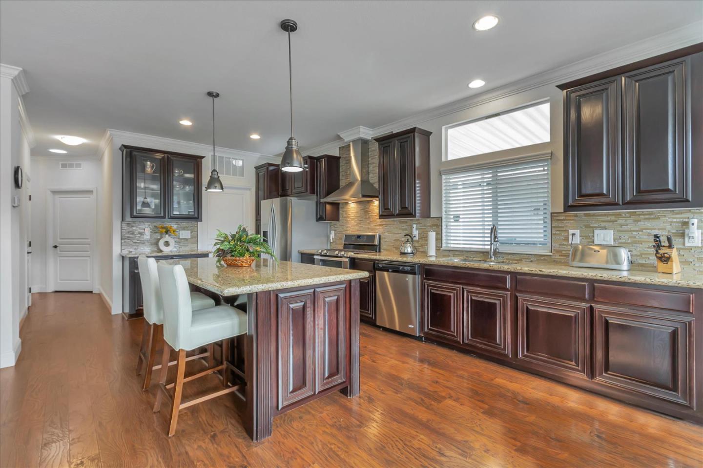 823 Villa Teresa Way Unit: 823