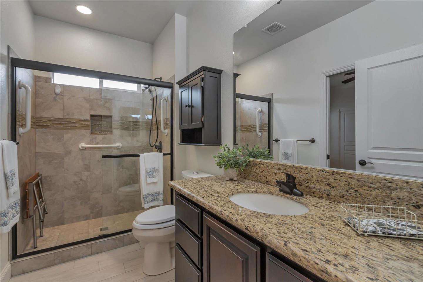 823 Villa Teresa Way Unit: 823