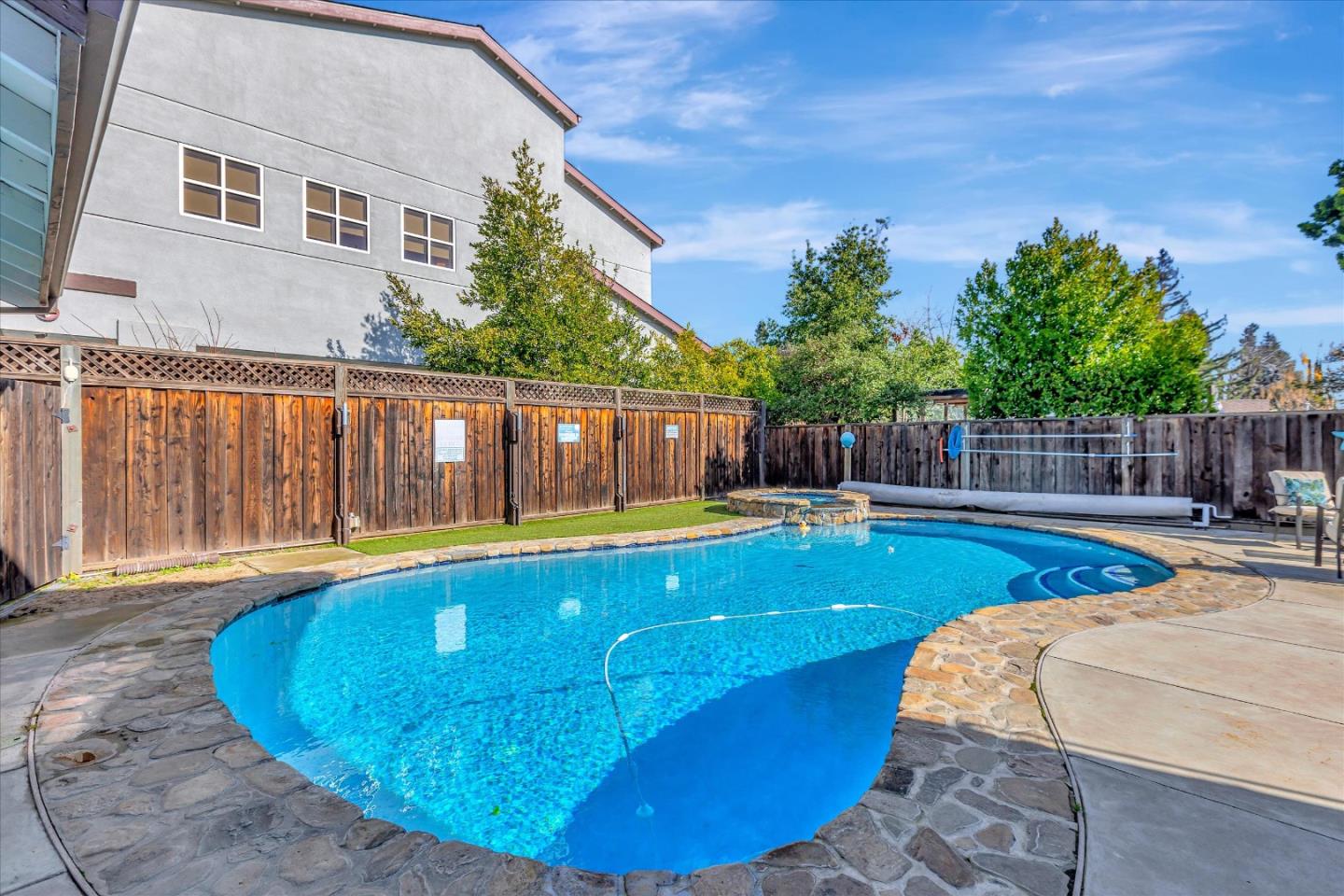 1065 Fewtrell Drive