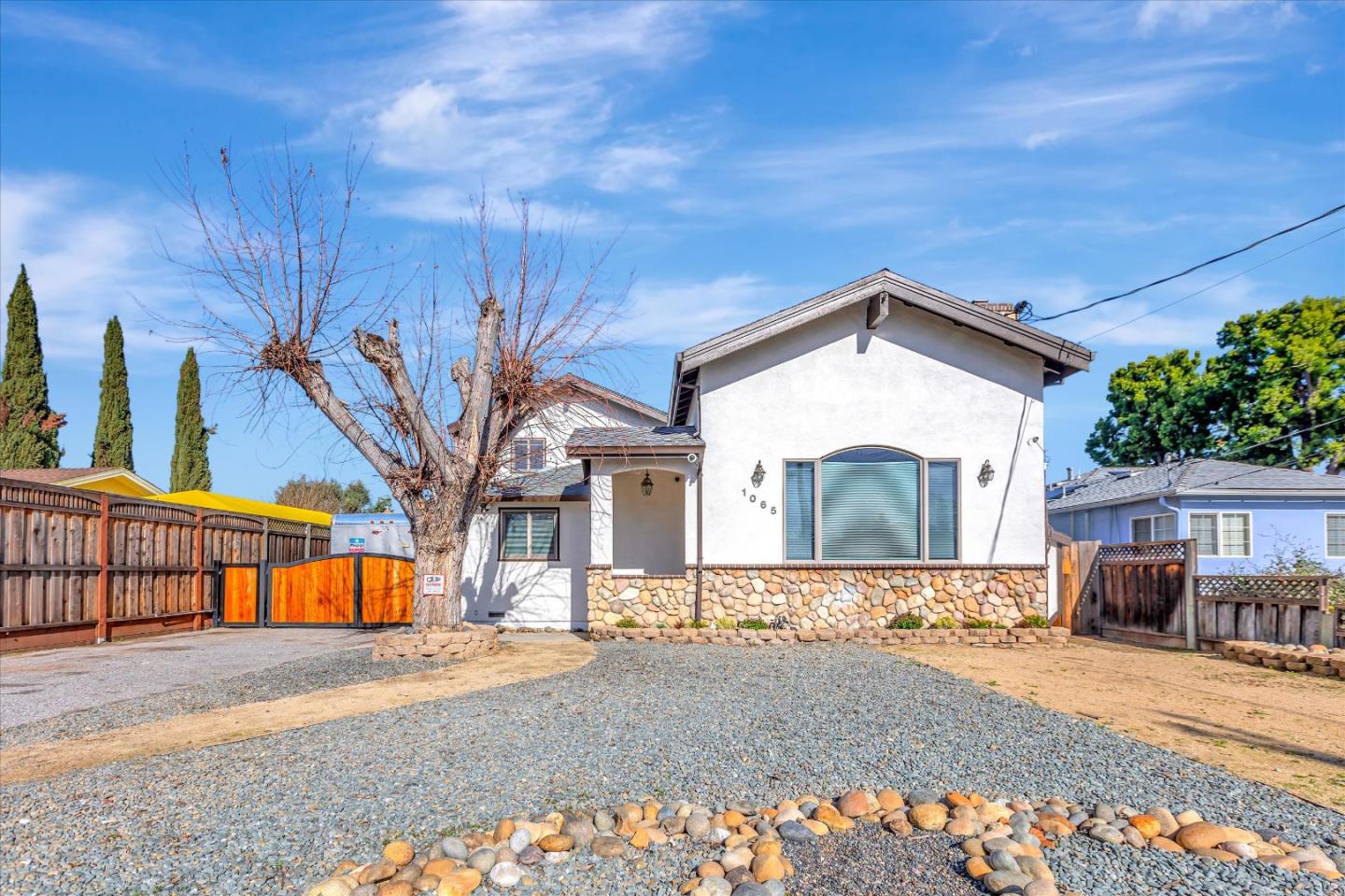 1065 Fewtrell Drive