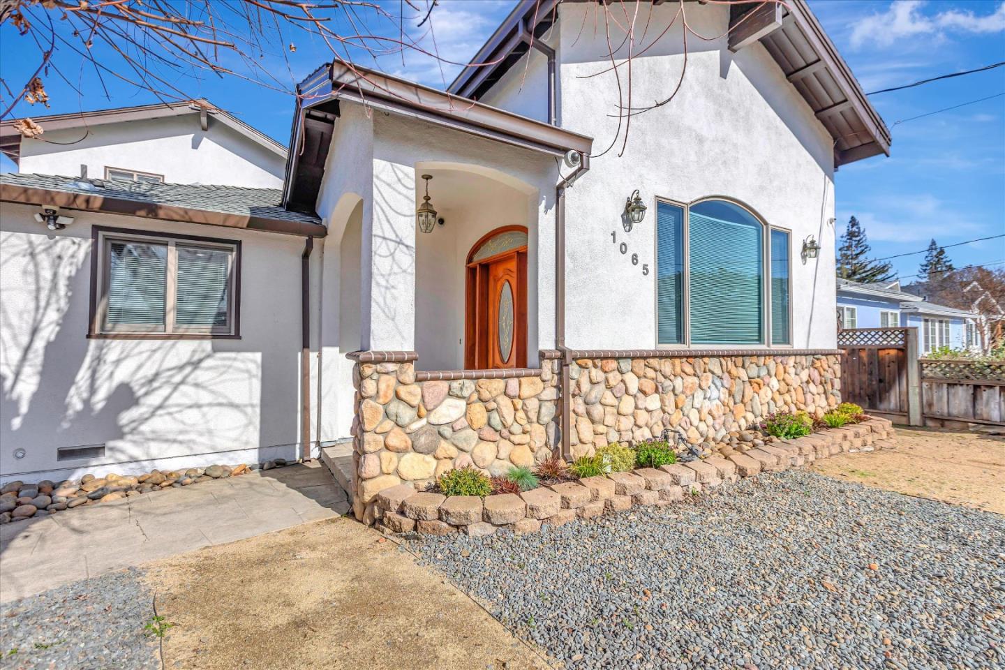 1065 Fewtrell Drive