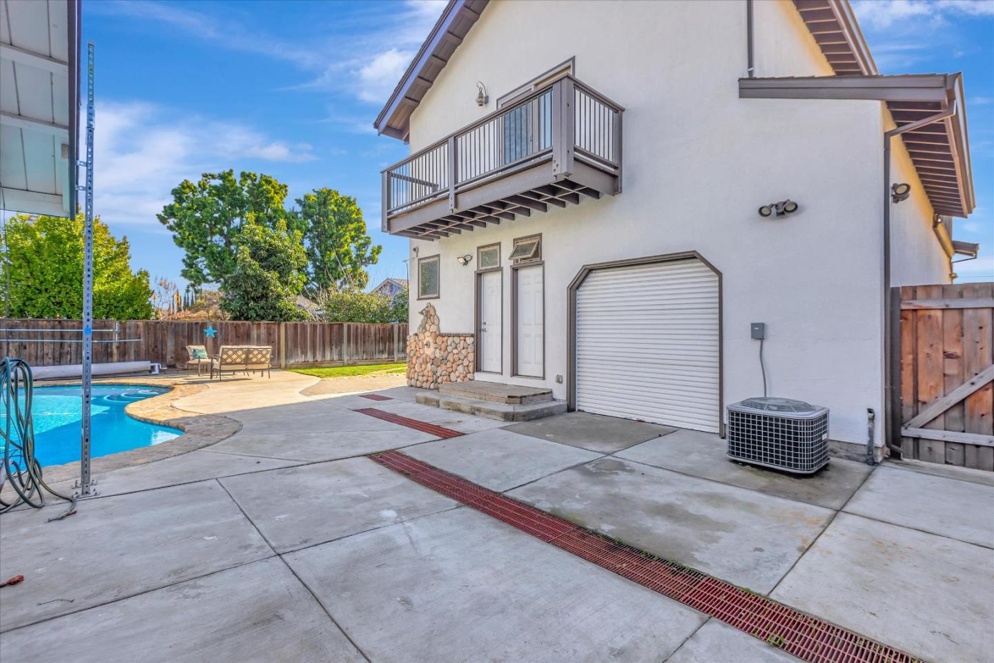 1065 Fewtrell Drive