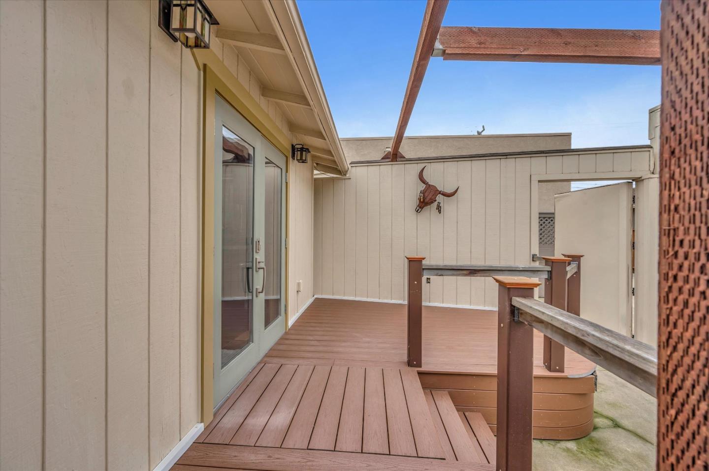 125 Santa Lucia Avenue