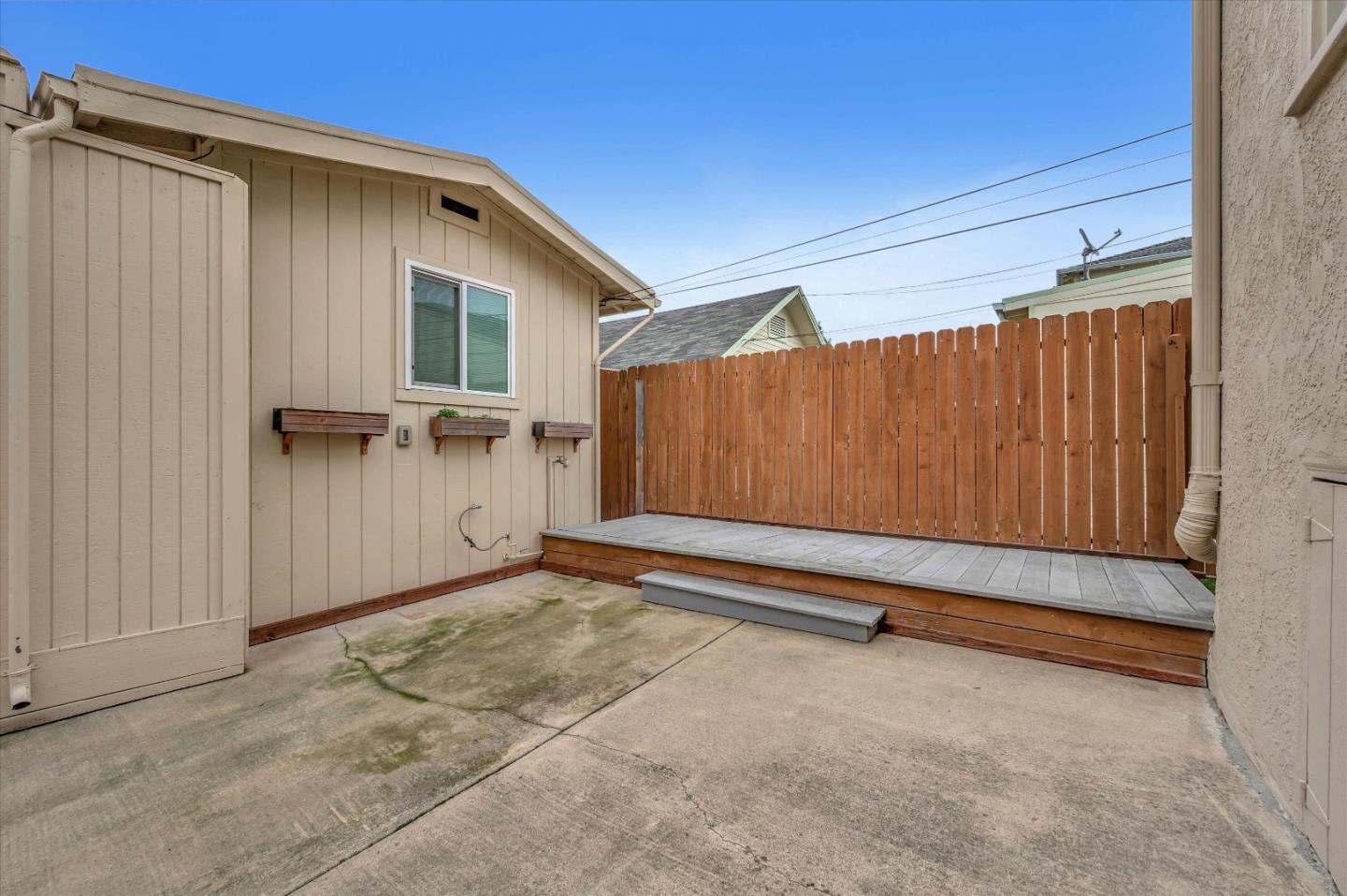 125 Santa Lucia Avenue