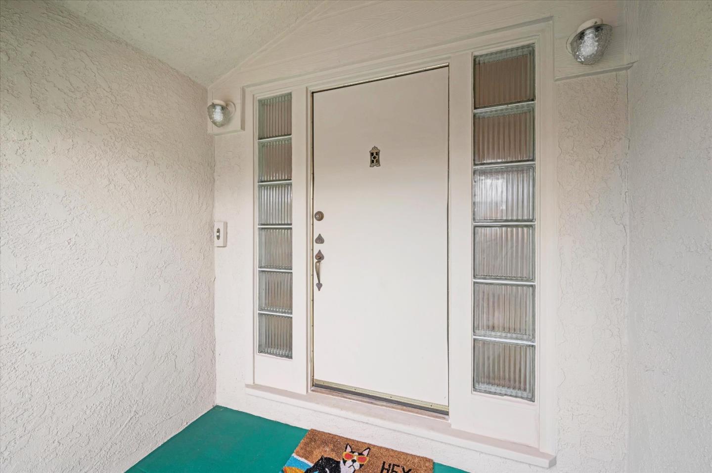 125 Santa Lucia Avenue