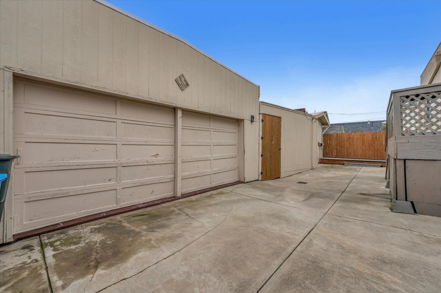 125 Santa Lucia Avenue