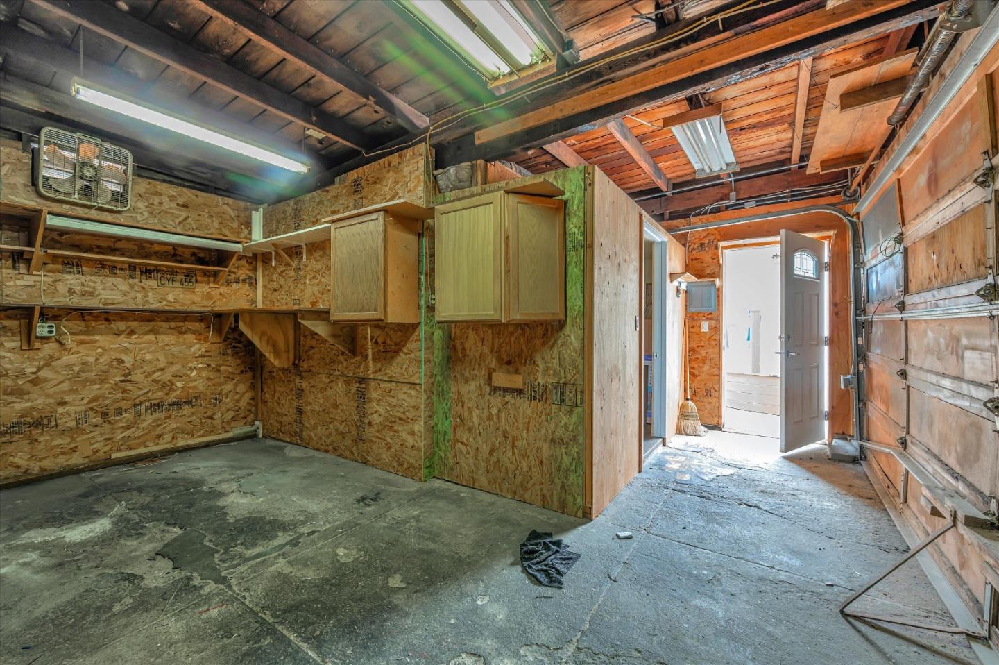 125 Santa Lucia Avenue