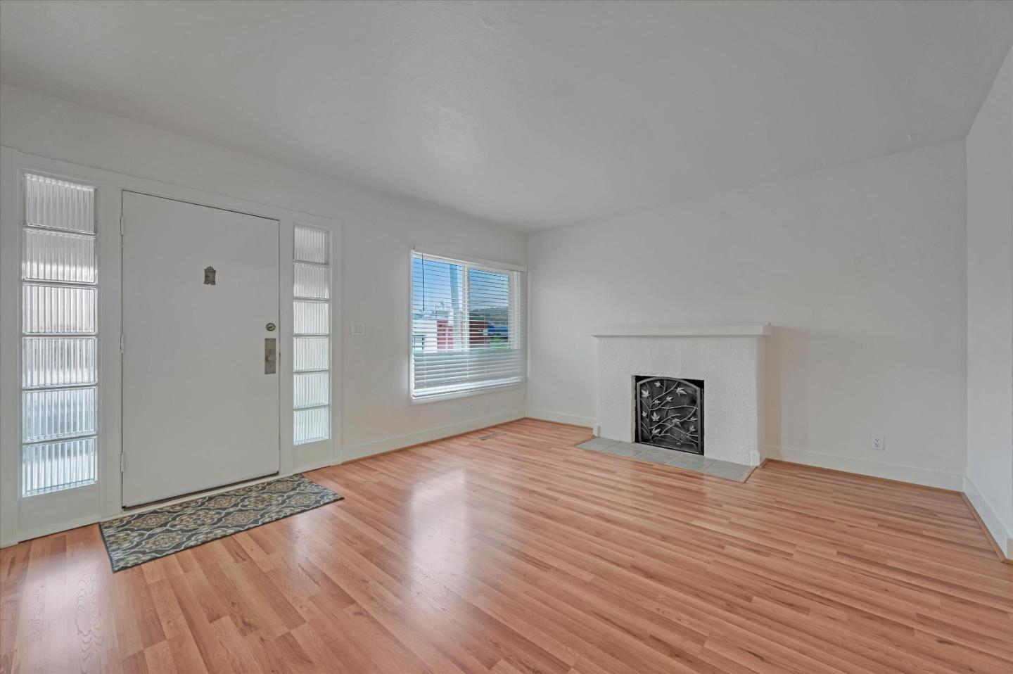 125 Santa Lucia Avenue