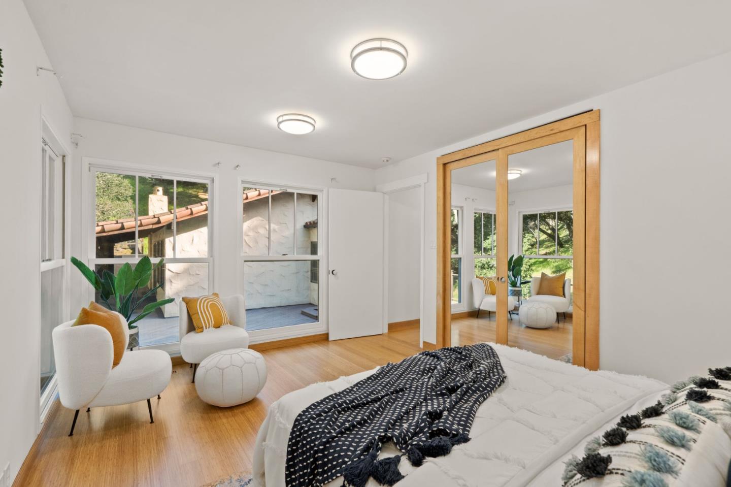 320 Cervantes Road