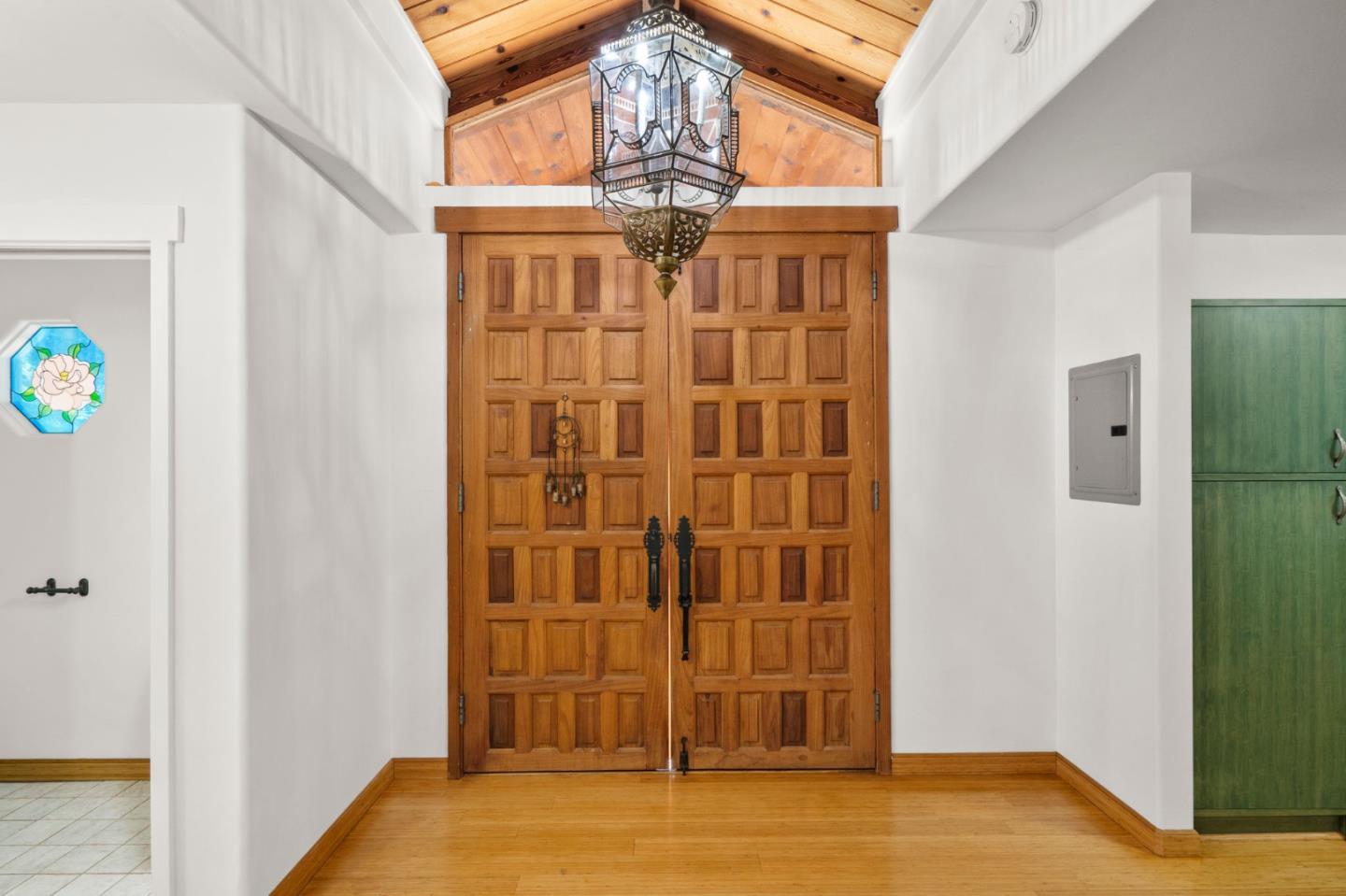 320 Cervantes Road