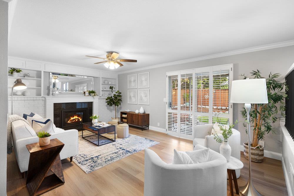 6123 Valley Glen DR
