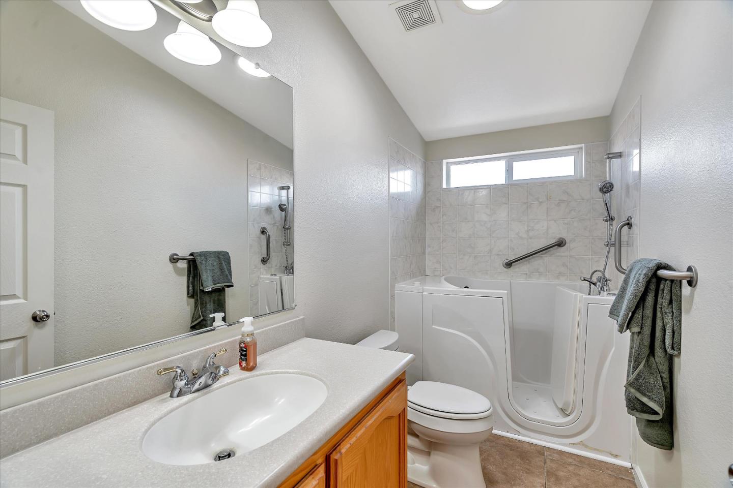 808 Villa Teresa Way Unit: 808