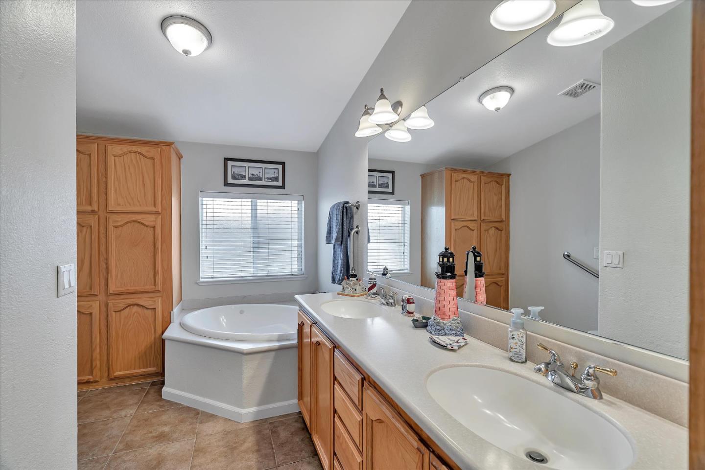 808 Villa Teresa Way Unit: 808