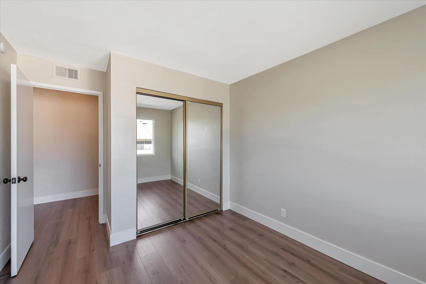 283 East Latimer Avenue 4