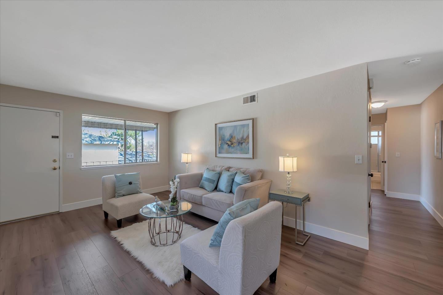 283 East Latimer Avenue 4