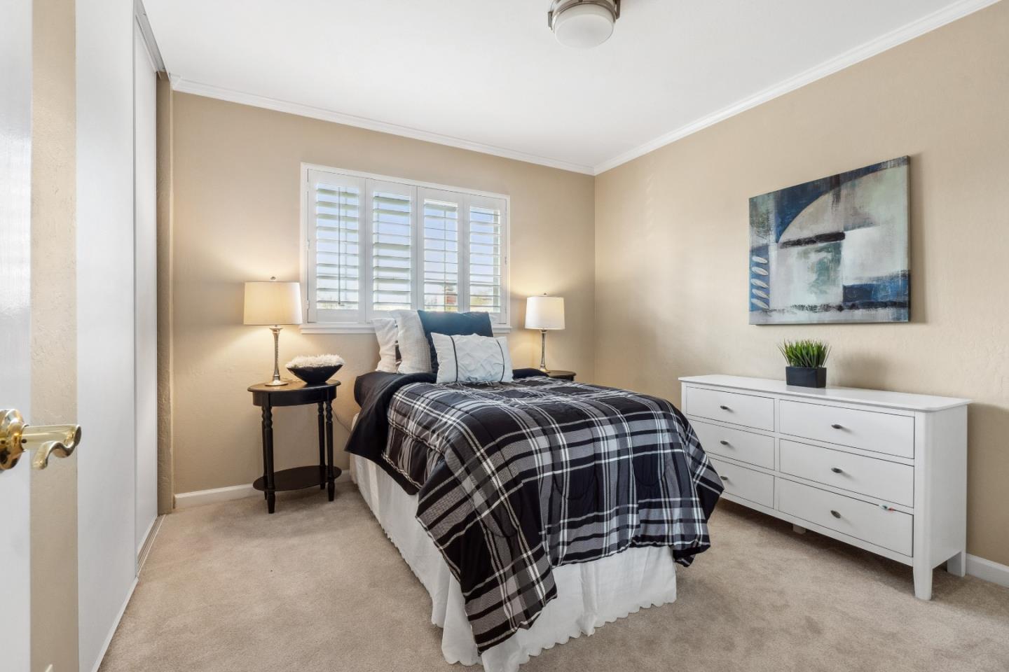 943 Marble Court