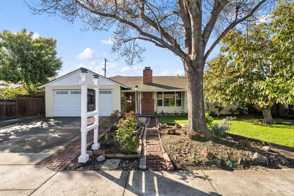 2336 Fatjo Place