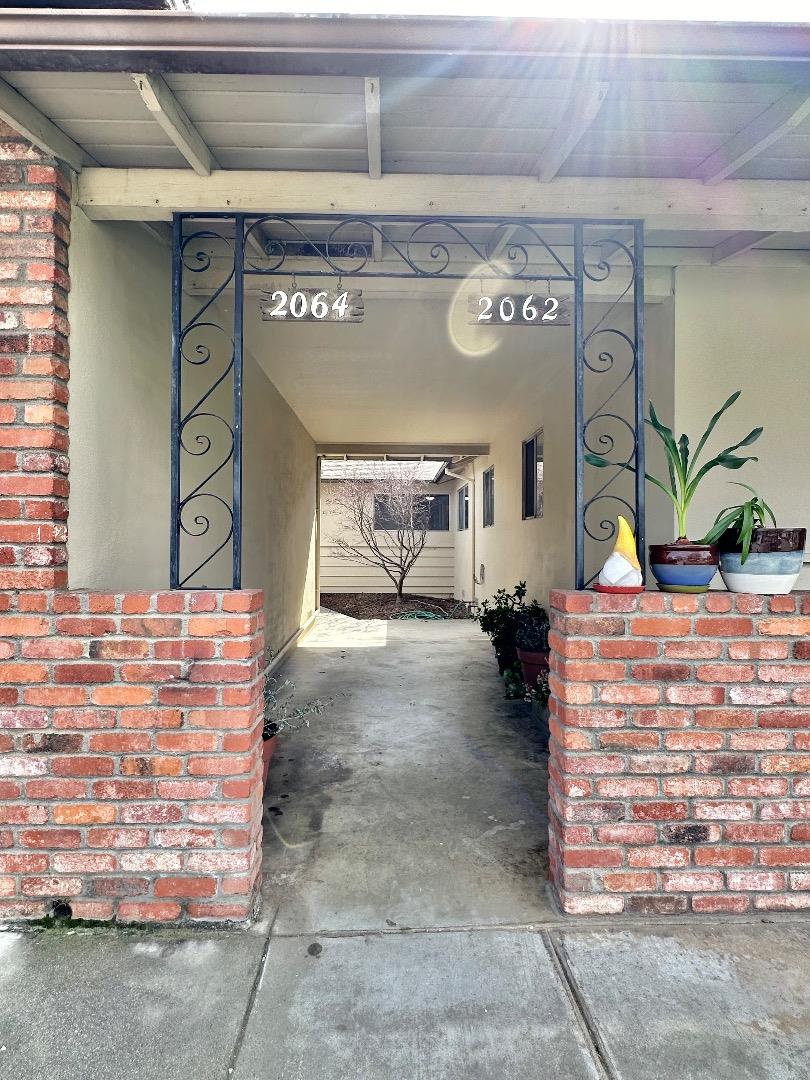2064 Foxworthy Avenue