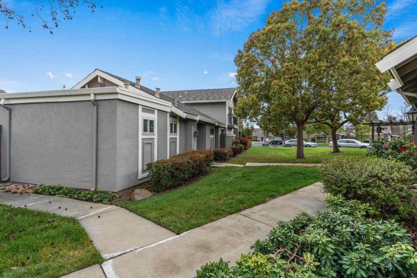 108 Escobar Avenue