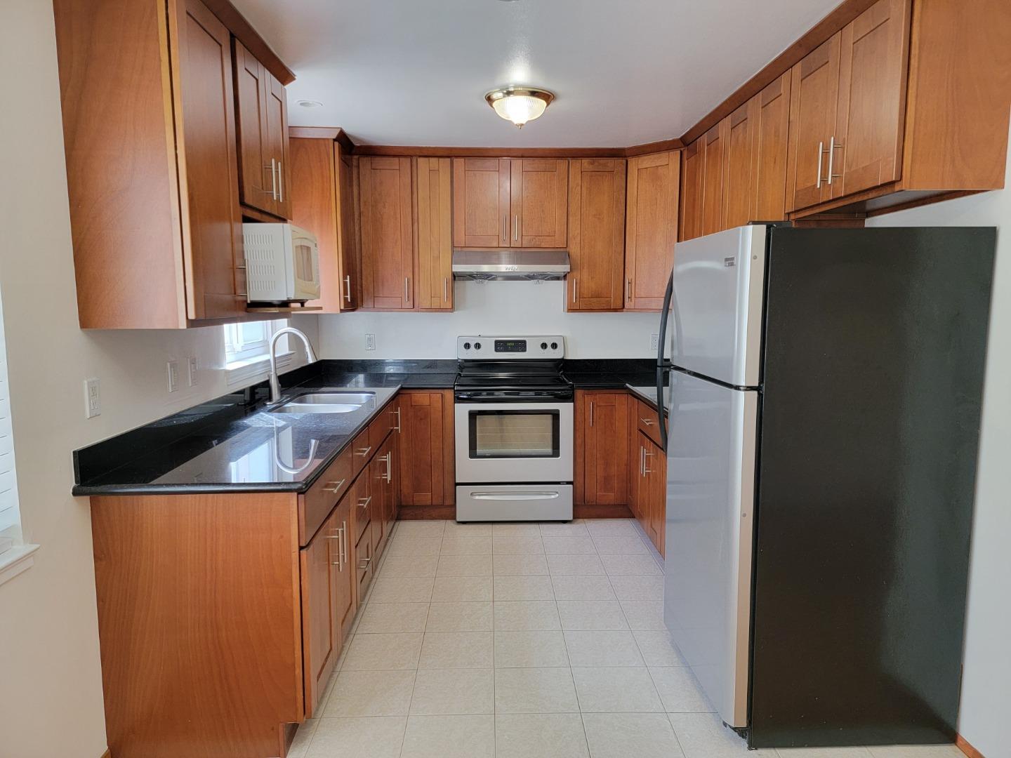 1751 Marco Polo Way 3