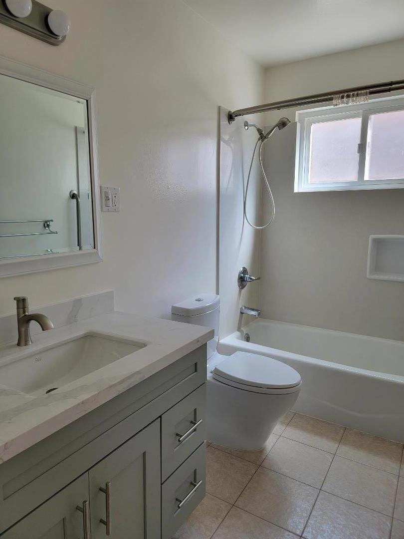 1751 Marco Polo Way 3